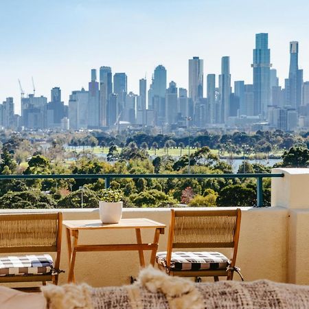 Spectacular Views Over Albert Park Мельбурн Экстерьер фото